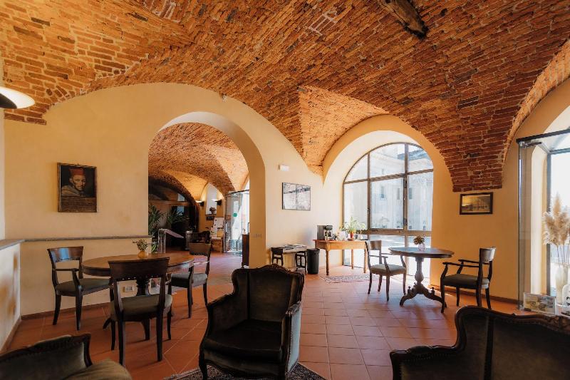 Casa Regina Montis Regalis - Lobi