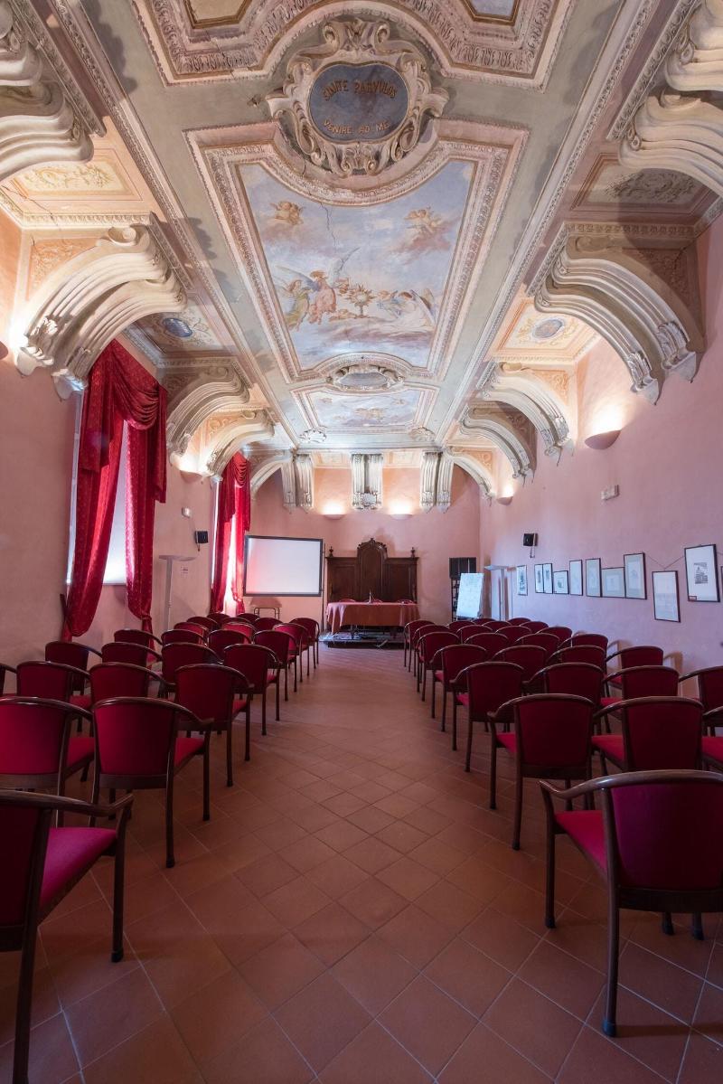 Casa Regina Montis Regalis - Toplantı