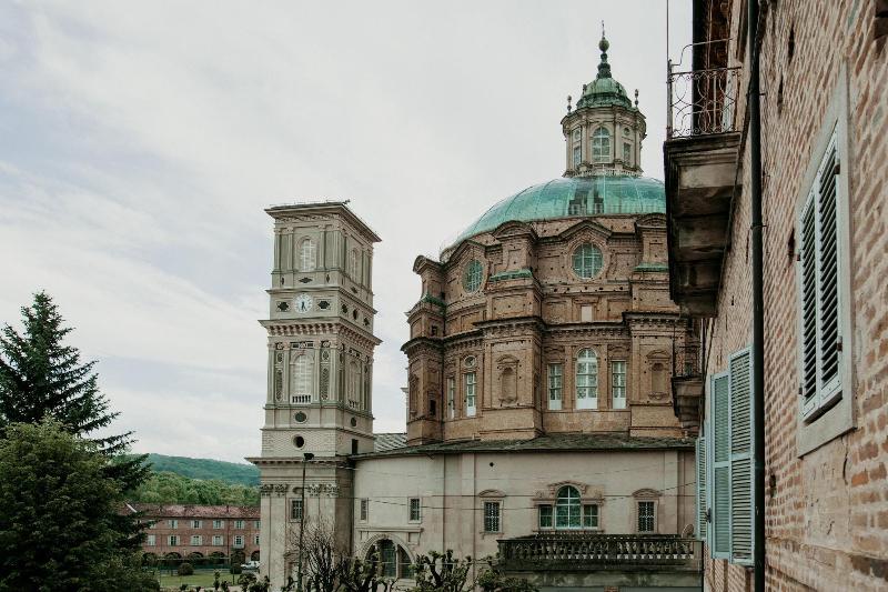 Casa Regina Montis Regalis - Genel