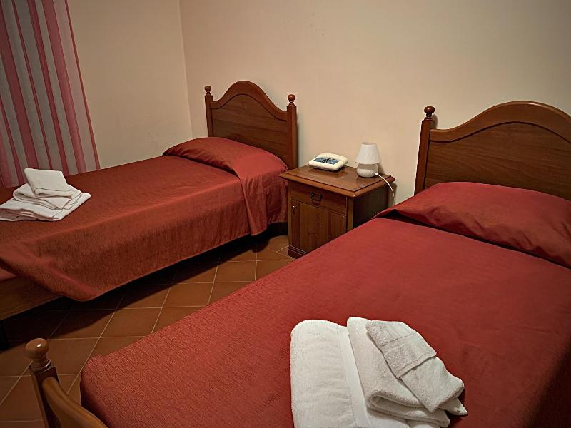 Casa Regina Montis Regalis - Oda