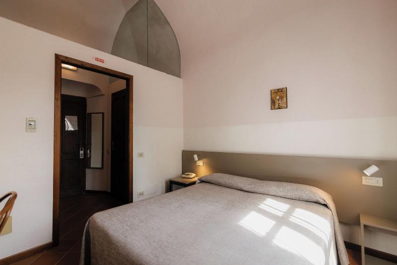Casa Regina Montis Regalis - Oda