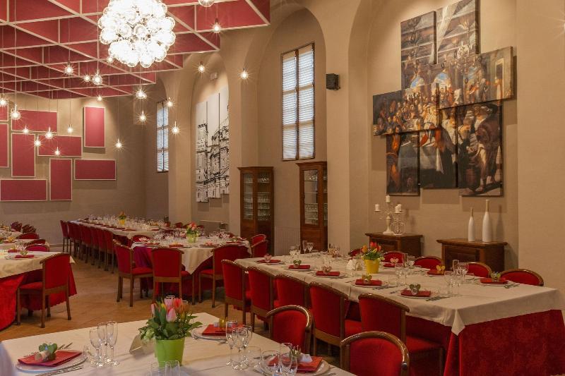 Casa Regina Montis Regalis - Restoran
