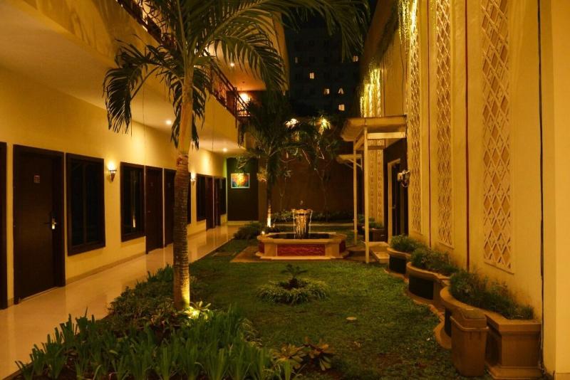 Grand Sahman Hotel - Oda