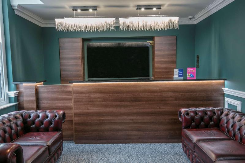Best Western Hotel 99 - Lobi