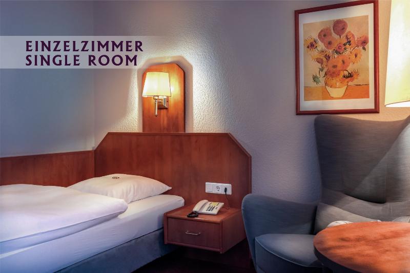 Hotel Muenkel - Oda