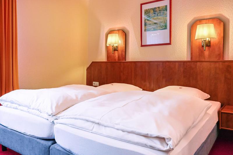 Hotel Muenkel - Oda