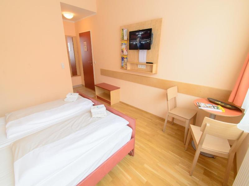 Jufa Hotel Vulkanland - Oda