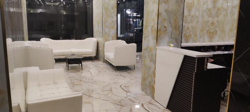 Golden Hotel - Lobi