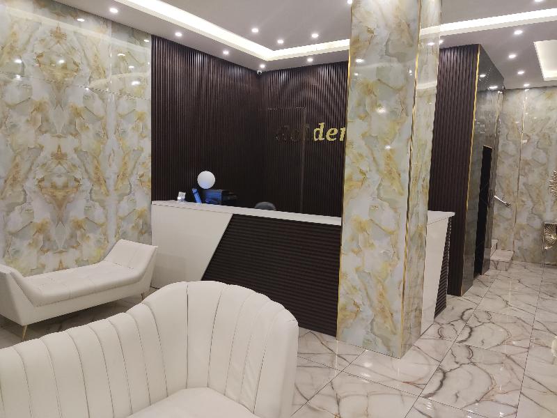 Golden Hotel - Lobi