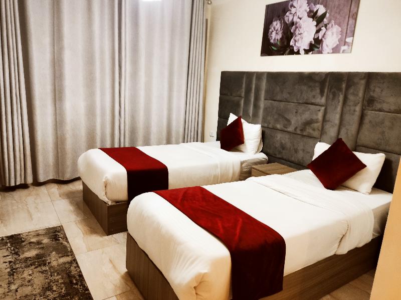 Golden Hotel - Oda