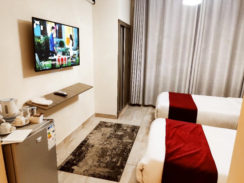 Golden Hotel - Oda