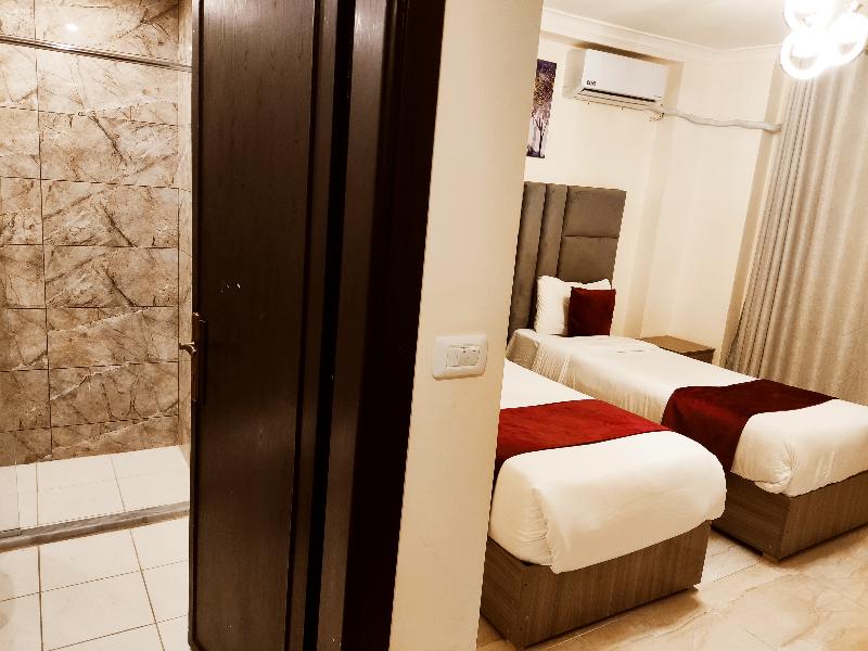 Golden Hotel - Oda