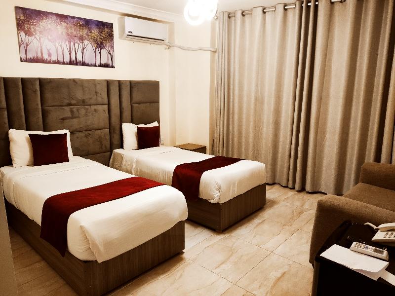 Golden Hotel - Oda