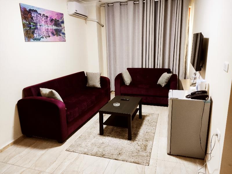 Golden Hotel - Oda