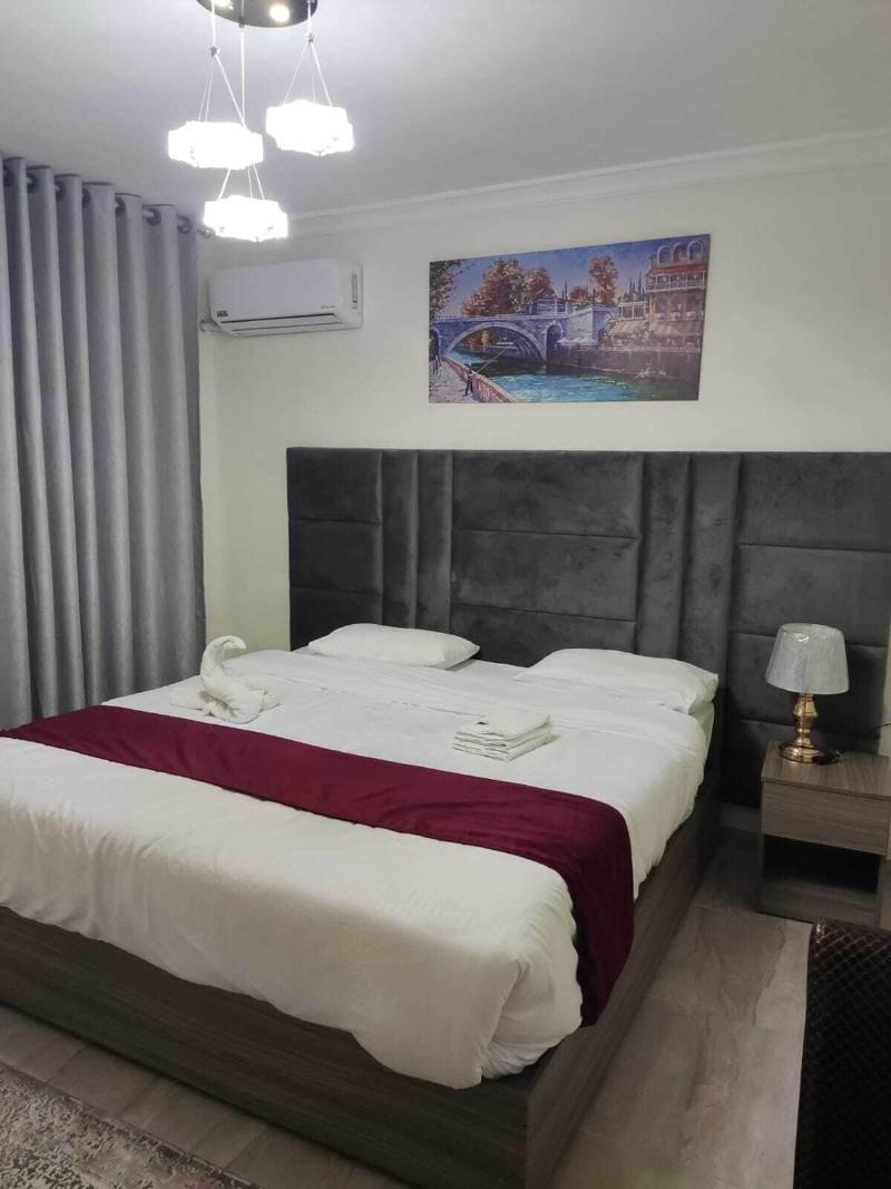 Golden Hotel - Oda