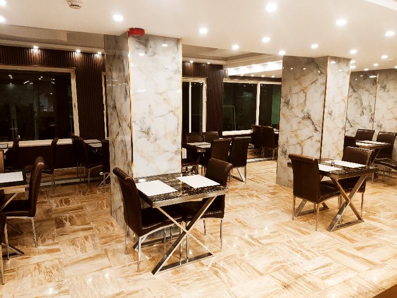 Golden Hotel - Restoran