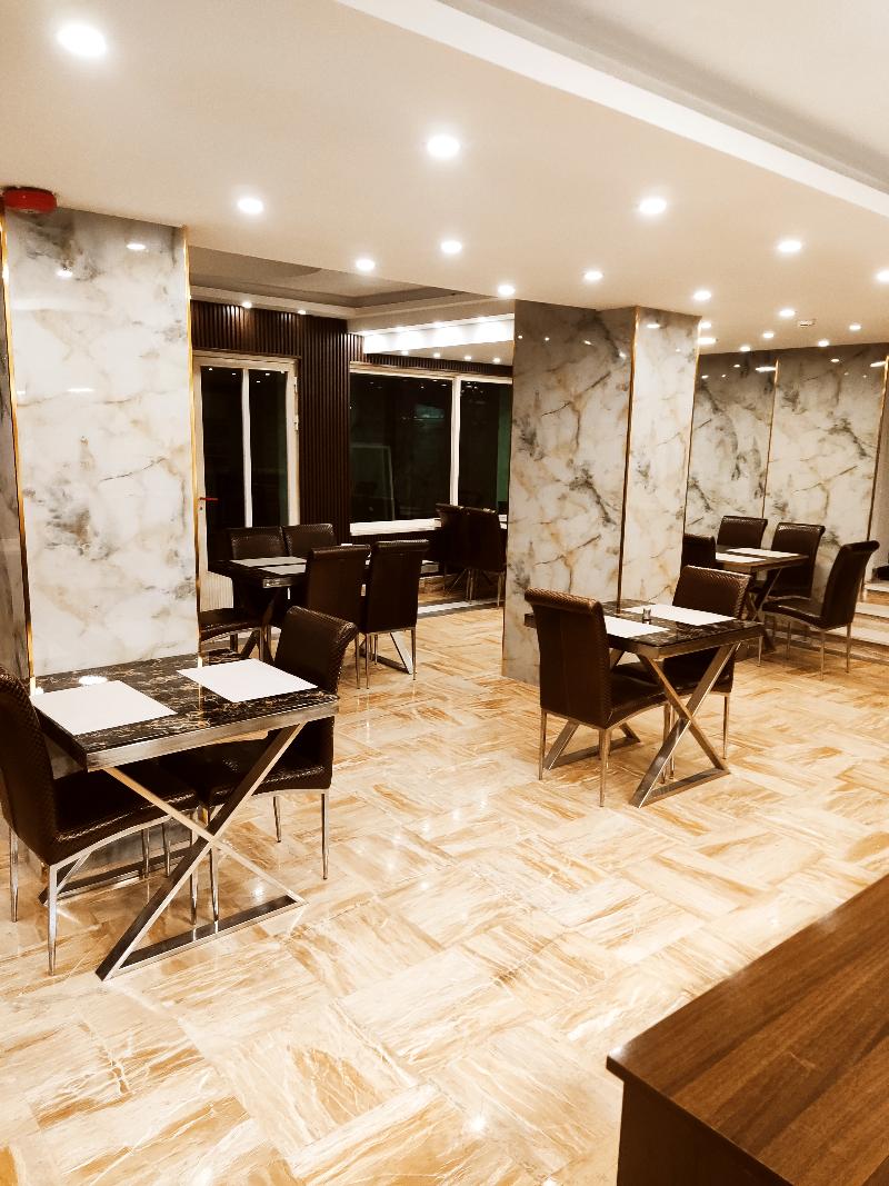 Golden Hotel - Restoran