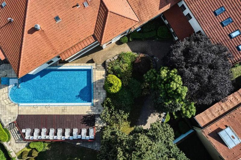 Bassiana Hotel - Genel