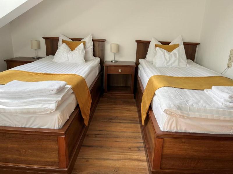 Bassiana Hotel - Oda