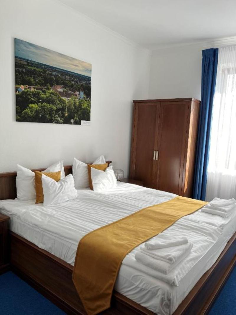 Bassiana Hotel - Oda