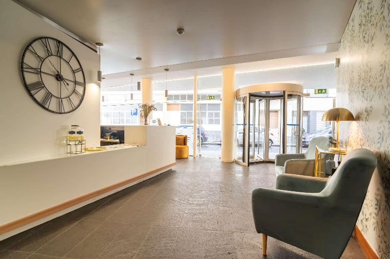 Comfort Inn Ponta Delgada - Lobi