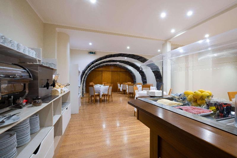 Comfort Inn Ponta Delgada - Restoran