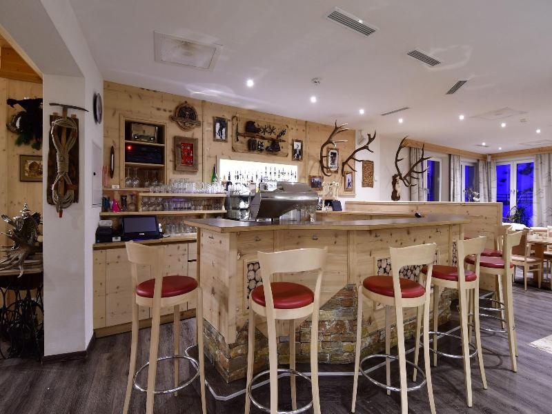Hotel Ha Llroah - Bar