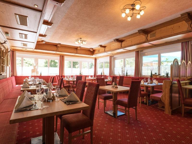 Hotel Ha Llroah - Restoran
