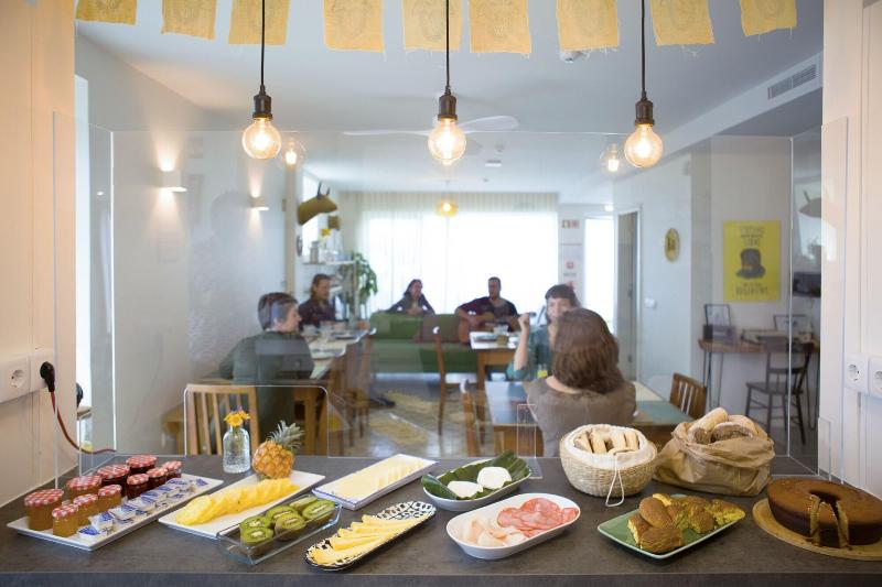 The Holy Cow Hostel Suites - Restoran