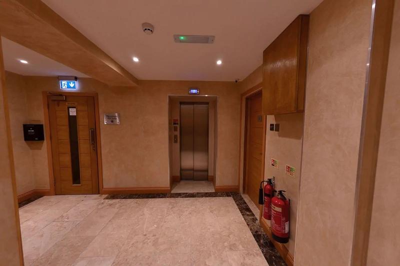 Duke Apartments - Lobi