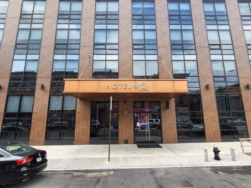 42 Hotel - Genel