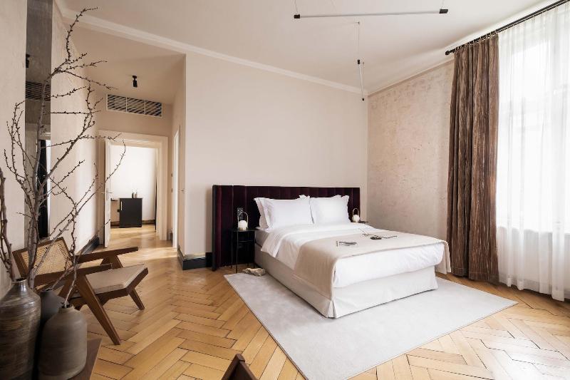 Zola Hotel Palais De Boha Me - Oda