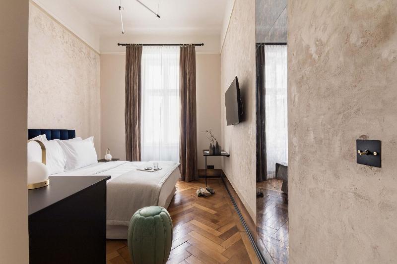 Zola Hotel Palais De Boha Me - Oda