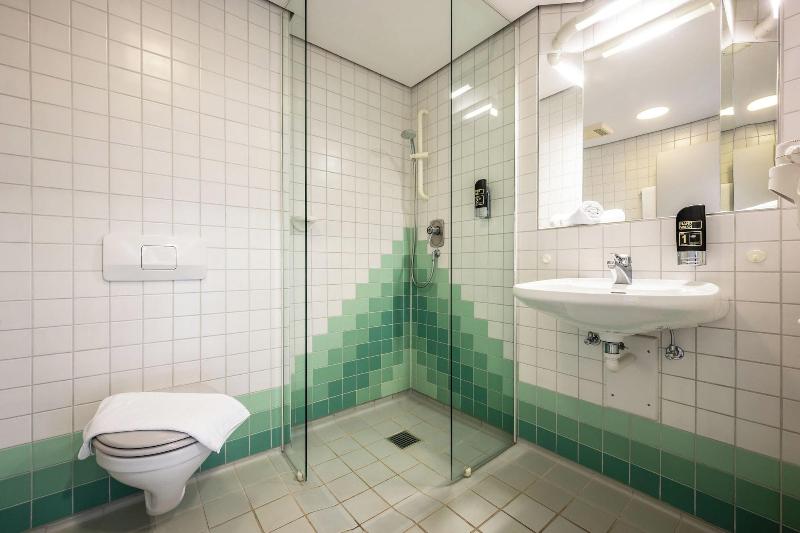 Hotel Ga Ttingen West - Oda