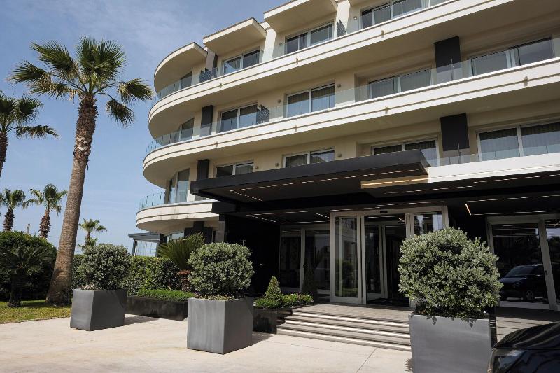 Resort Tre Fontane - Genel