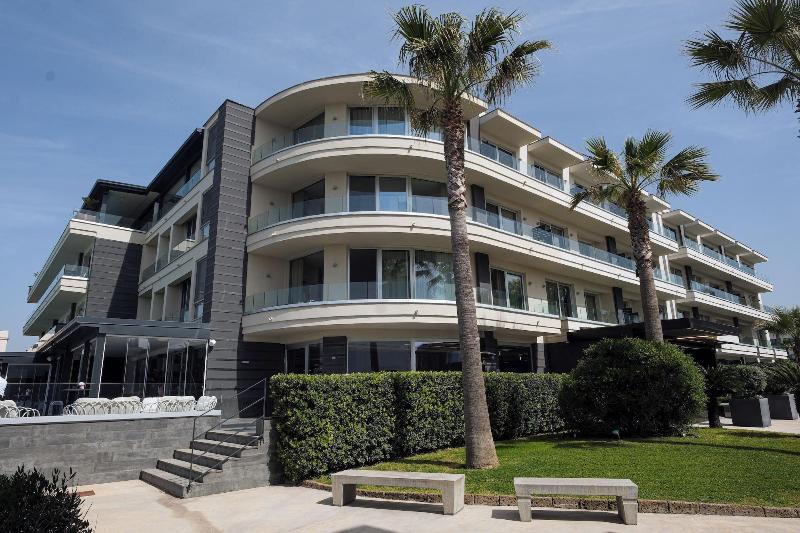 Resort Tre Fontane - Genel