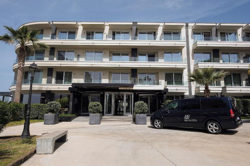 Resort Tre Fontane - Genel