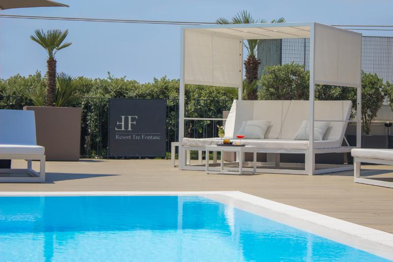 Resort Tre Fontane - Havuz