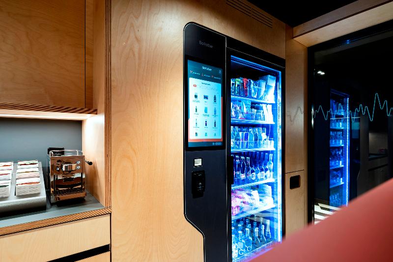 The LUBO - self check-in - Lobi