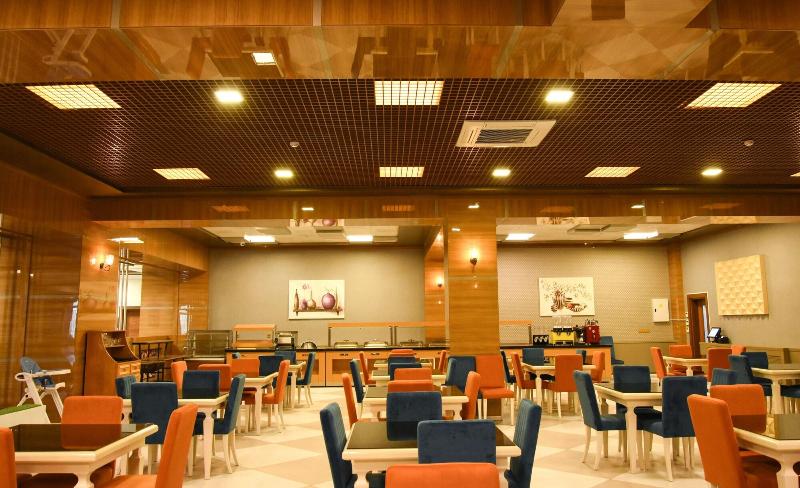 Naxa A Van Palace Hotel - Restoran