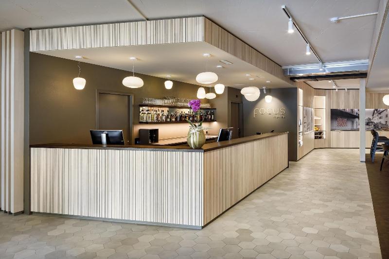 Focus Hotel - Lobi