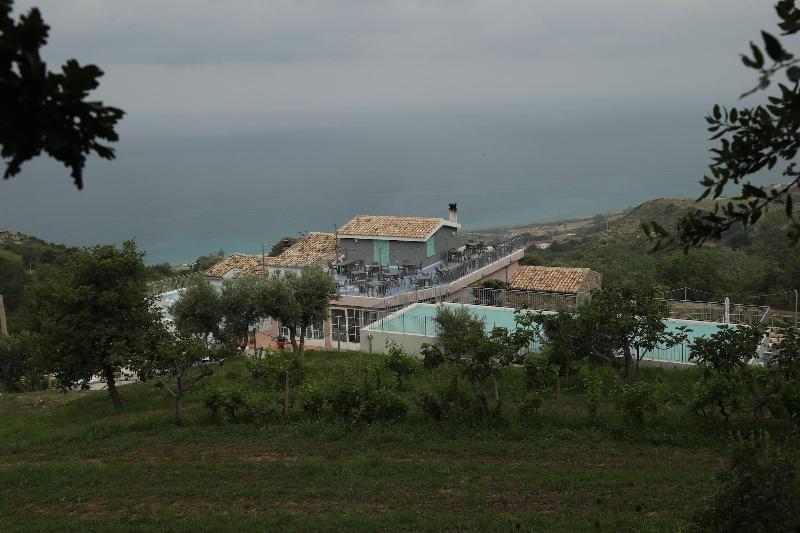 Borgo Rosso Di Sera Resort Country Chic - Genel