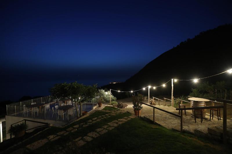 Borgo Rosso Di Sera Resort Country Chic - Oda