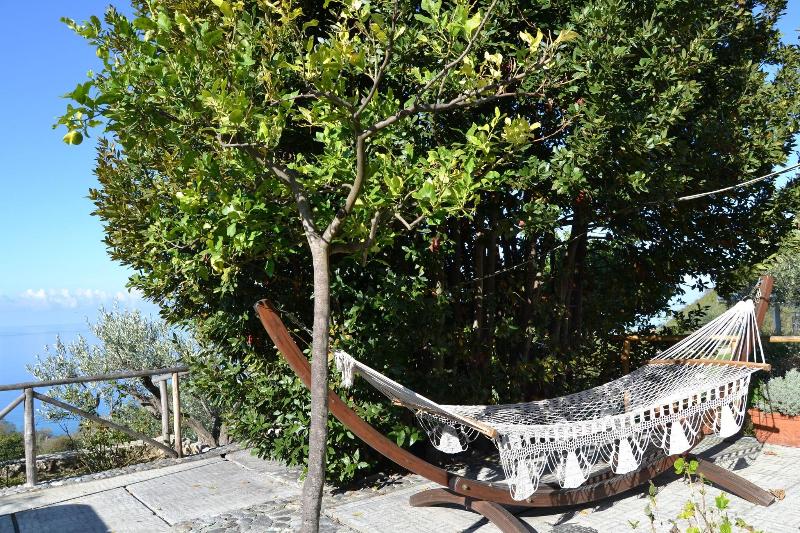Borgo Rosso Di Sera Resort Country Chic - Teras