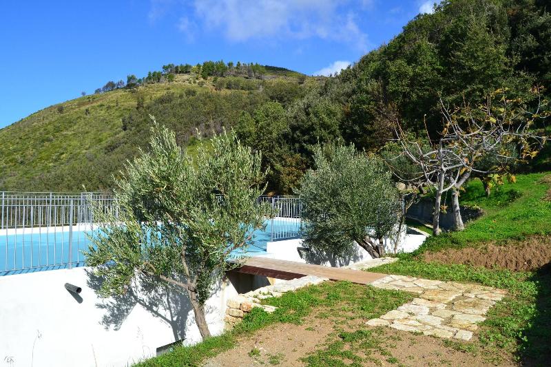 Borgo Rosso Di Sera Resort Country Chic - Teras