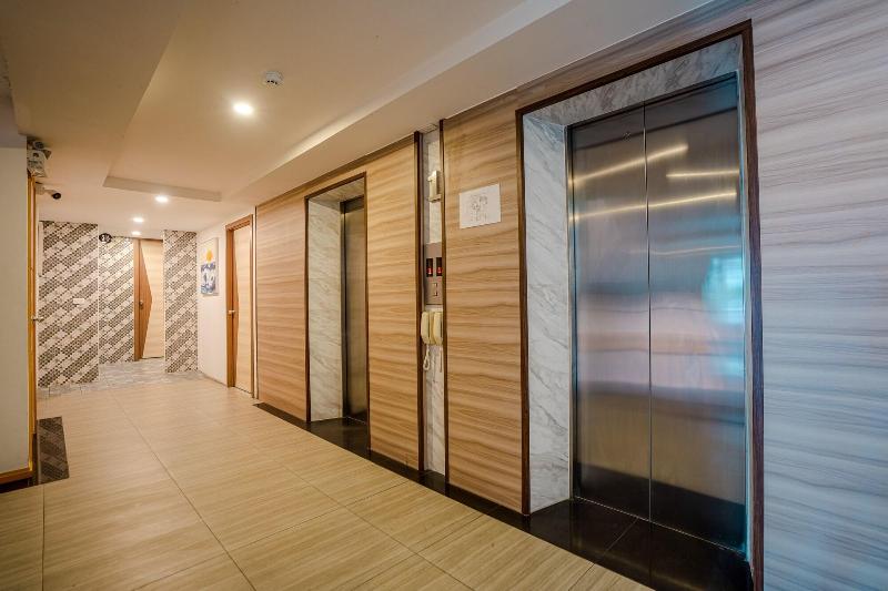 Ht9 Hotel - Oda
