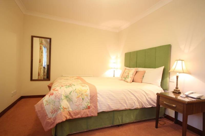 Strathburn Hotel Inverurie by Compass Hospitality - Oda