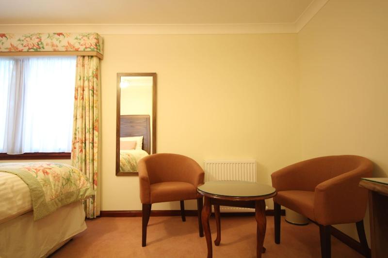 Strathburn Hotel Inverurie by Compass Hospitality - Oda