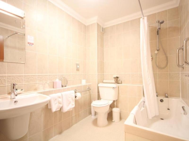 Strathburn Hotel Inverurie by Compass Hospitality - Oda