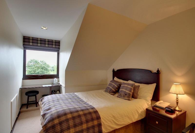 Strathburn Hotel Inverurie by Compass Hospitality - Oda
